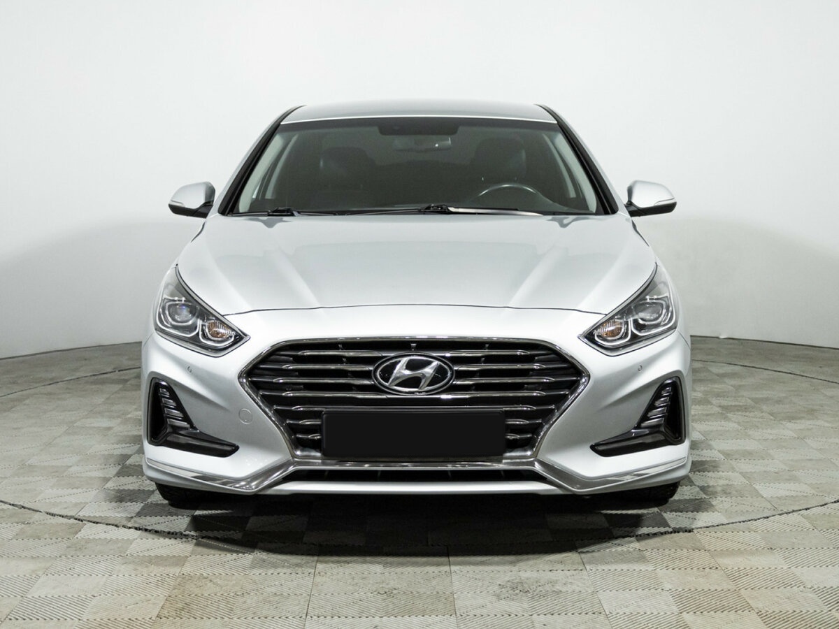 Hyundai Sonata с пробегом — 2018 год. Фото: #1