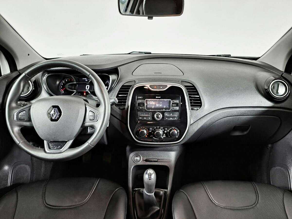 Renault Kaptur с пробегом — 2018 год. Фото: #8