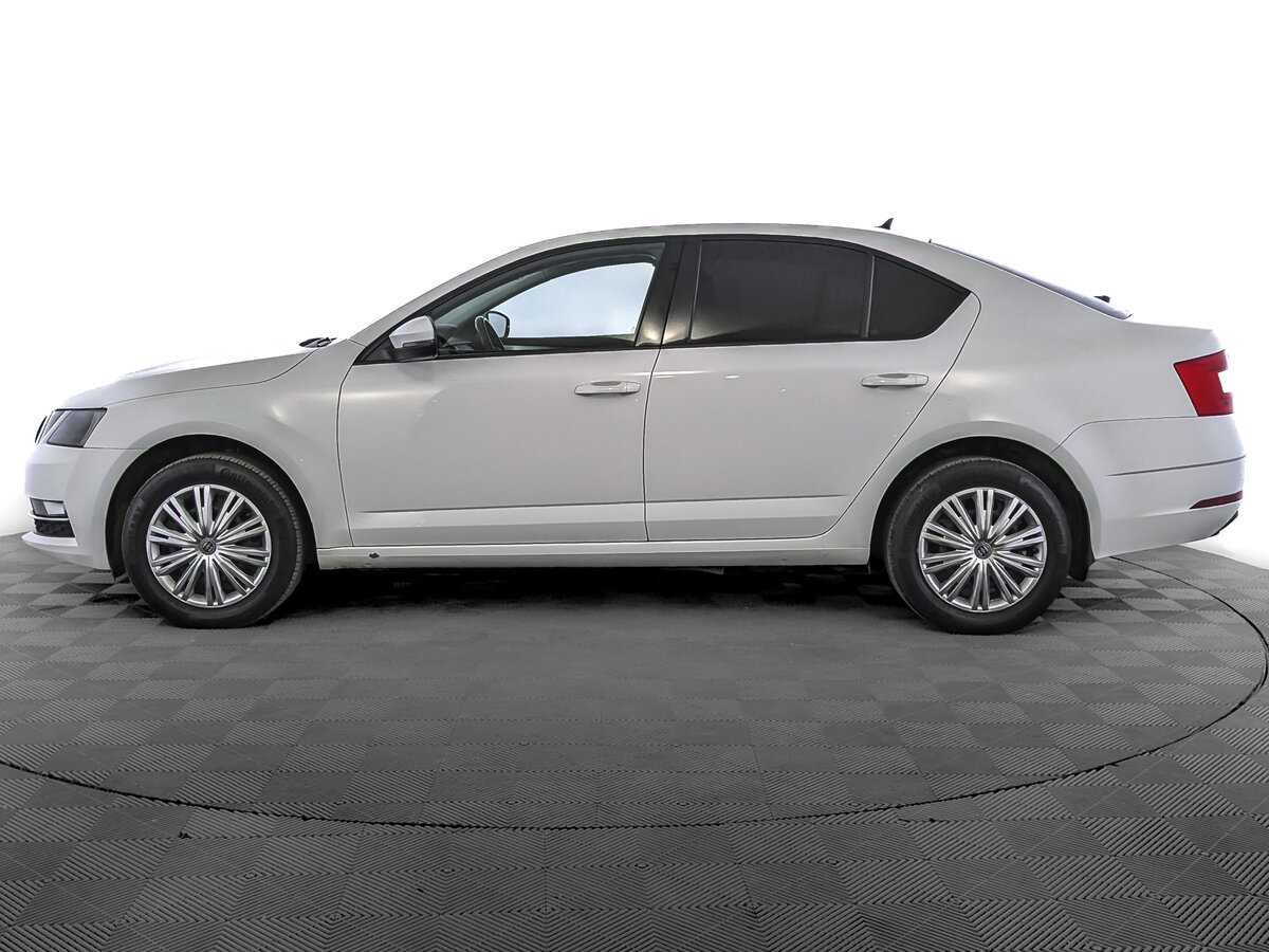 Skoda Octavia с пробегом — 2020 год. Фото: #7