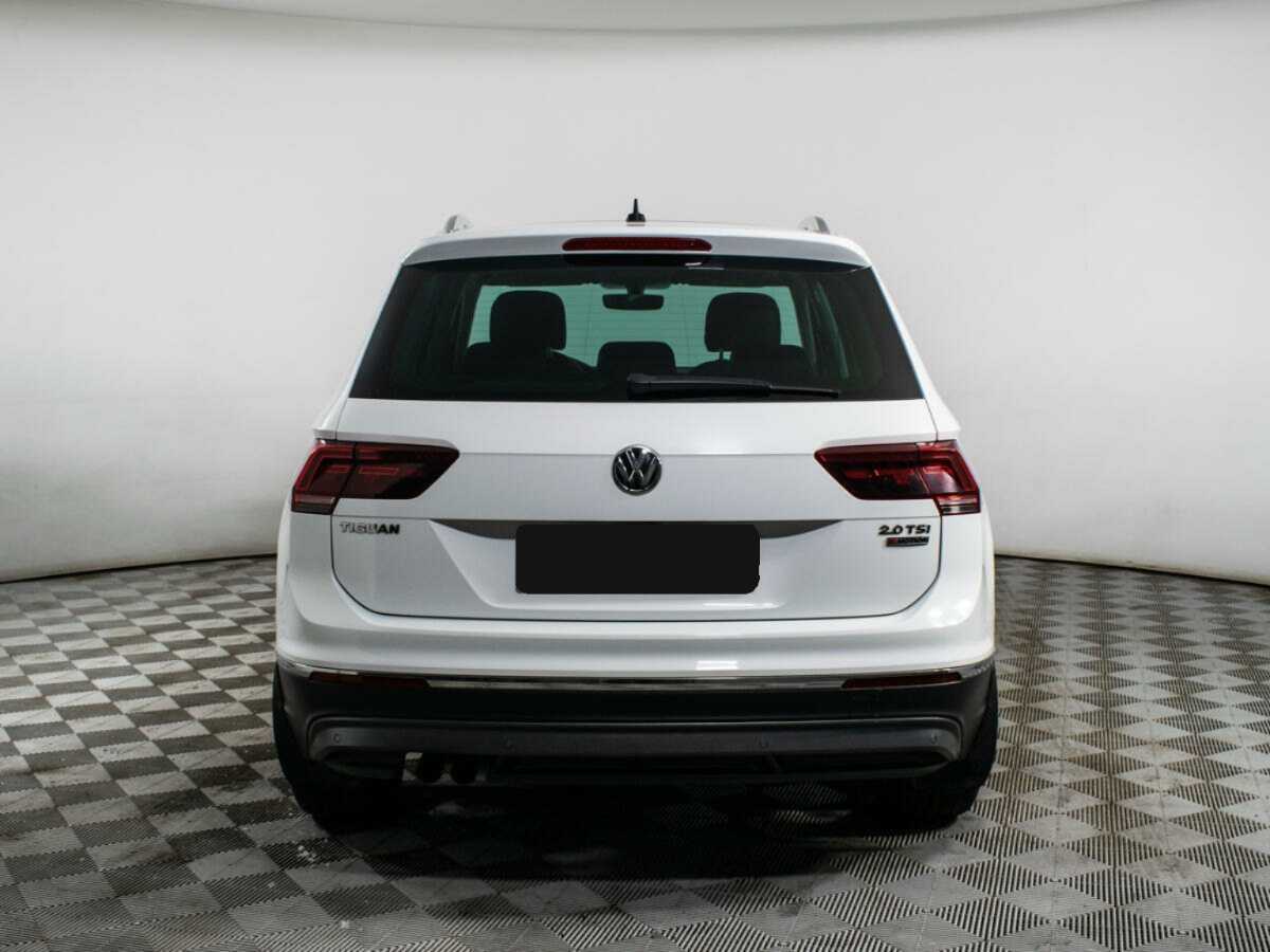 Volkswagen Tiguan с пробегом — 2017 год. Фото: #5
