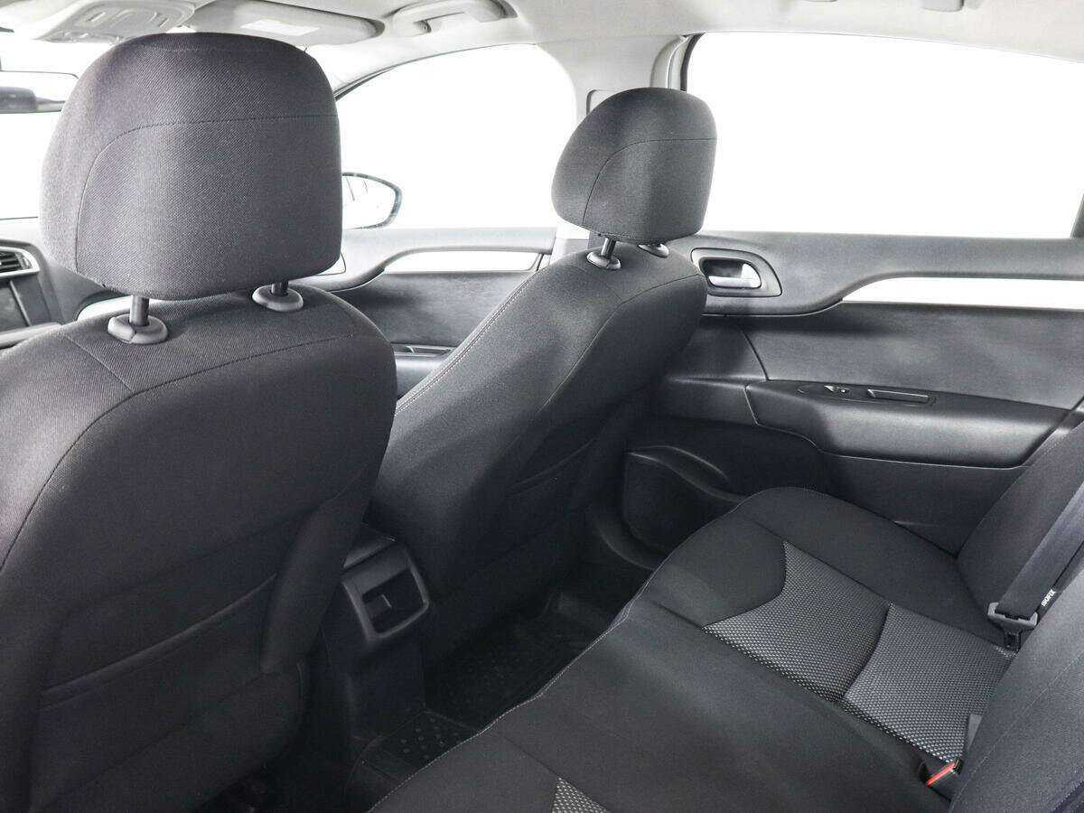 Citroen C4 с пробегом — 2017 год. Фото: #11