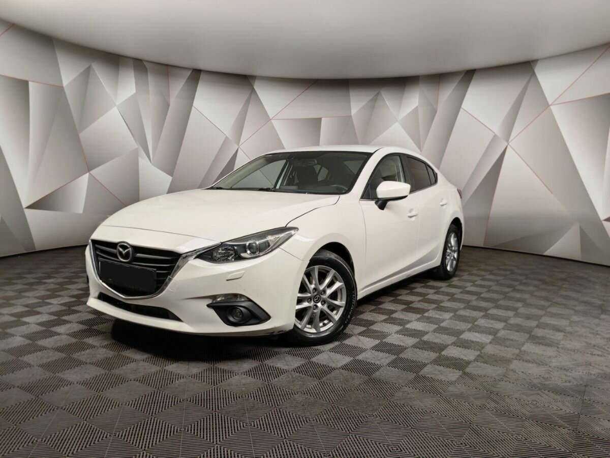 Mazda 3 с пробегом — 2014 год. Фото: #0