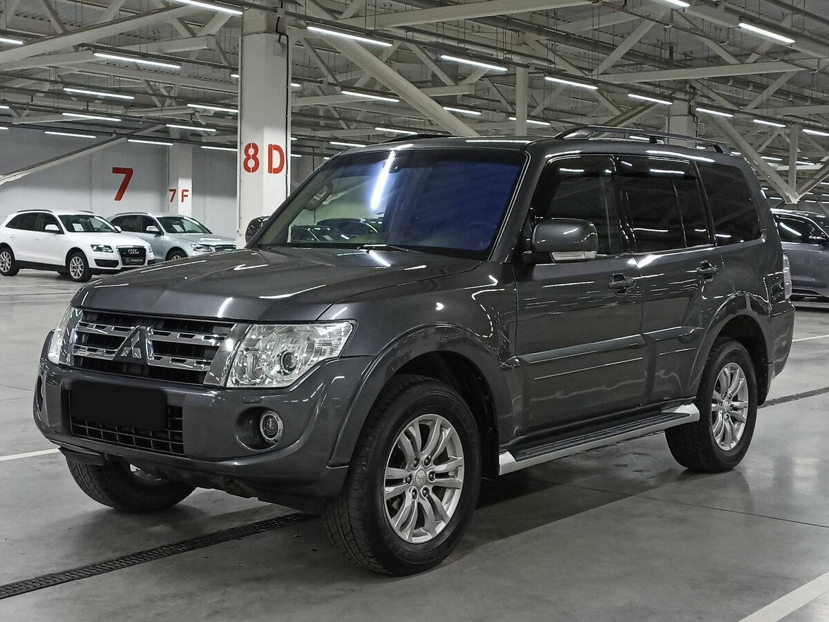 Mitsubishi Pajero с пробегом — 2012 год. Посмотреть фото