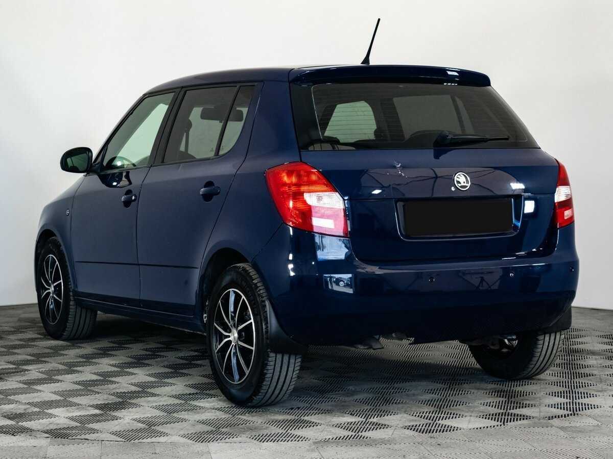 Skoda Fabia с пробегом — 2012 год. Фото: #6