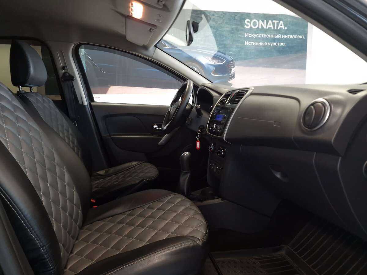 Renault Sandero с пробегом — 2019 год. Фото: #15