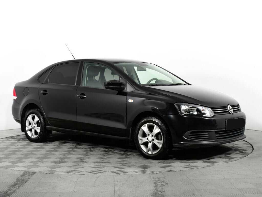 Volkswagen Polo с пробегом — 2012 год. Фото: #2