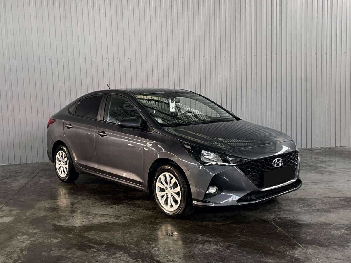Hyundai Solaris с пробегом — 2021 год. Фото: #2