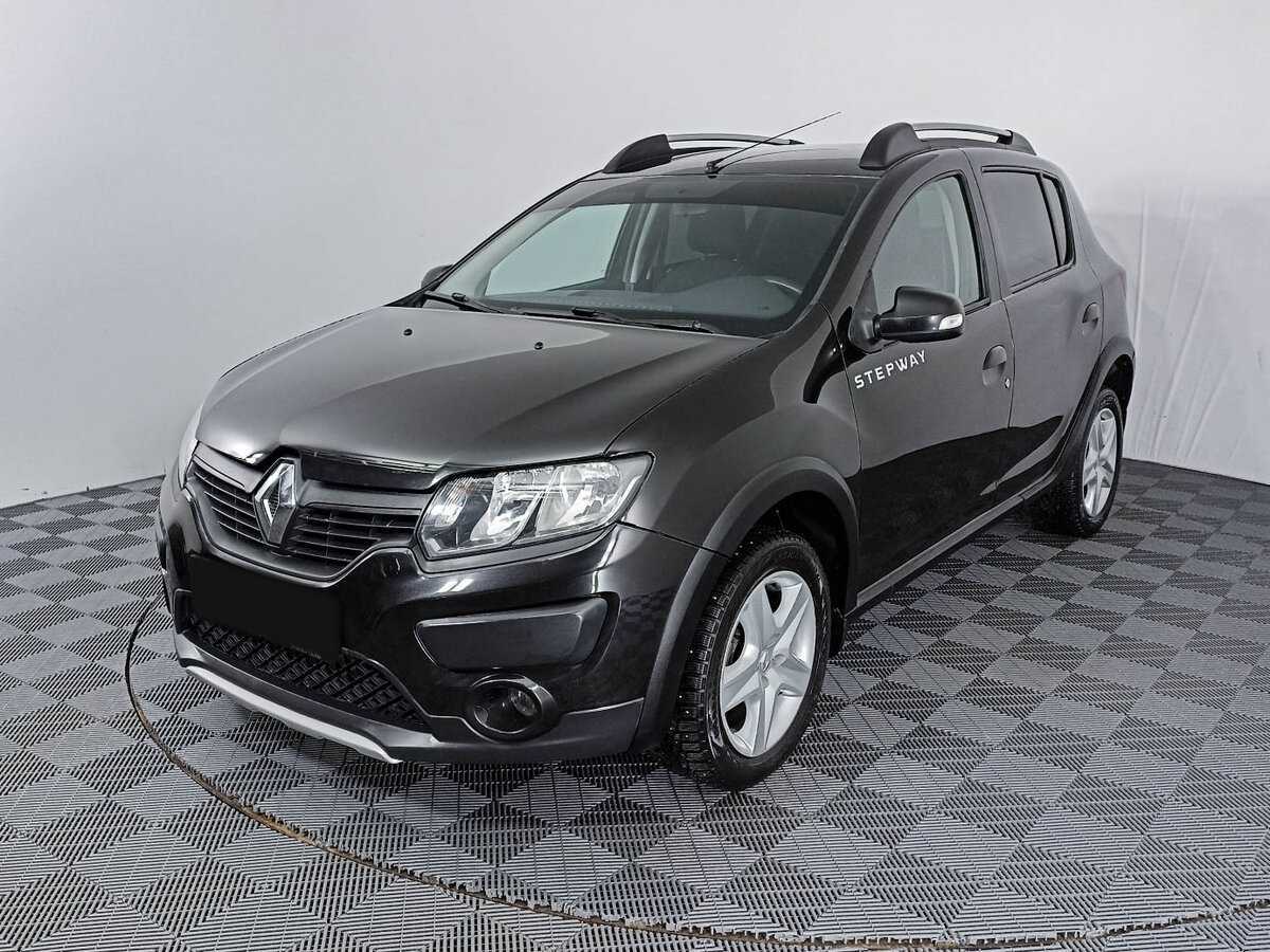 Renault Sandero с пробегом — 2016 год. Фото: #0