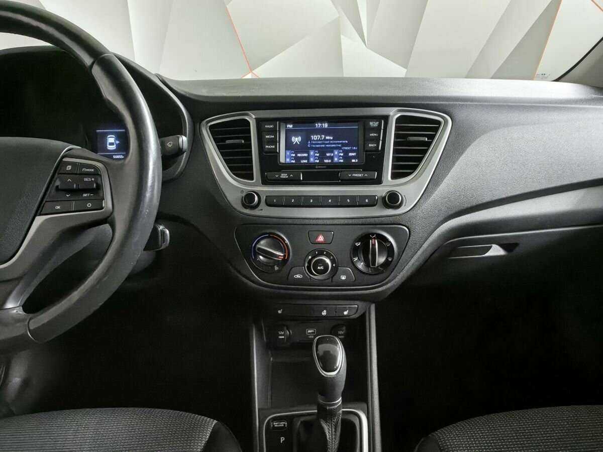 Hyundai Solaris с пробегом — 2019 год. Фото: #8