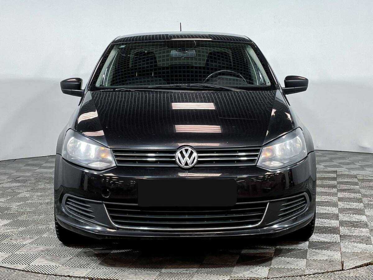 Volkswagen Polo с пробегом — 2013 год. Фото: #1