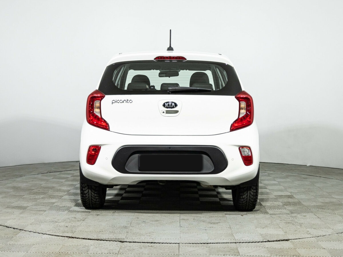 Kia Picanto с пробегом — 2018 год. Фото: #5