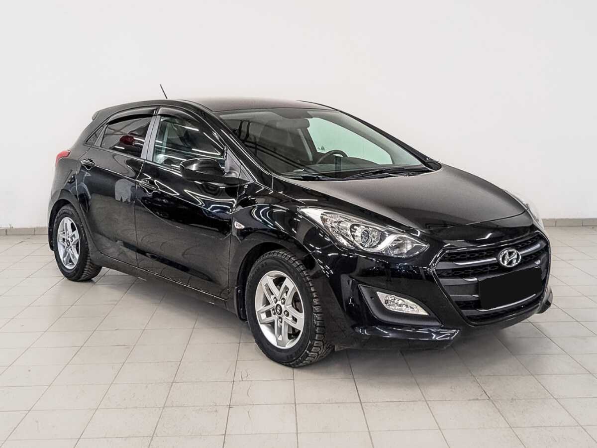 Hyundai i30 с пробегом — 2015 год. Фото: #2