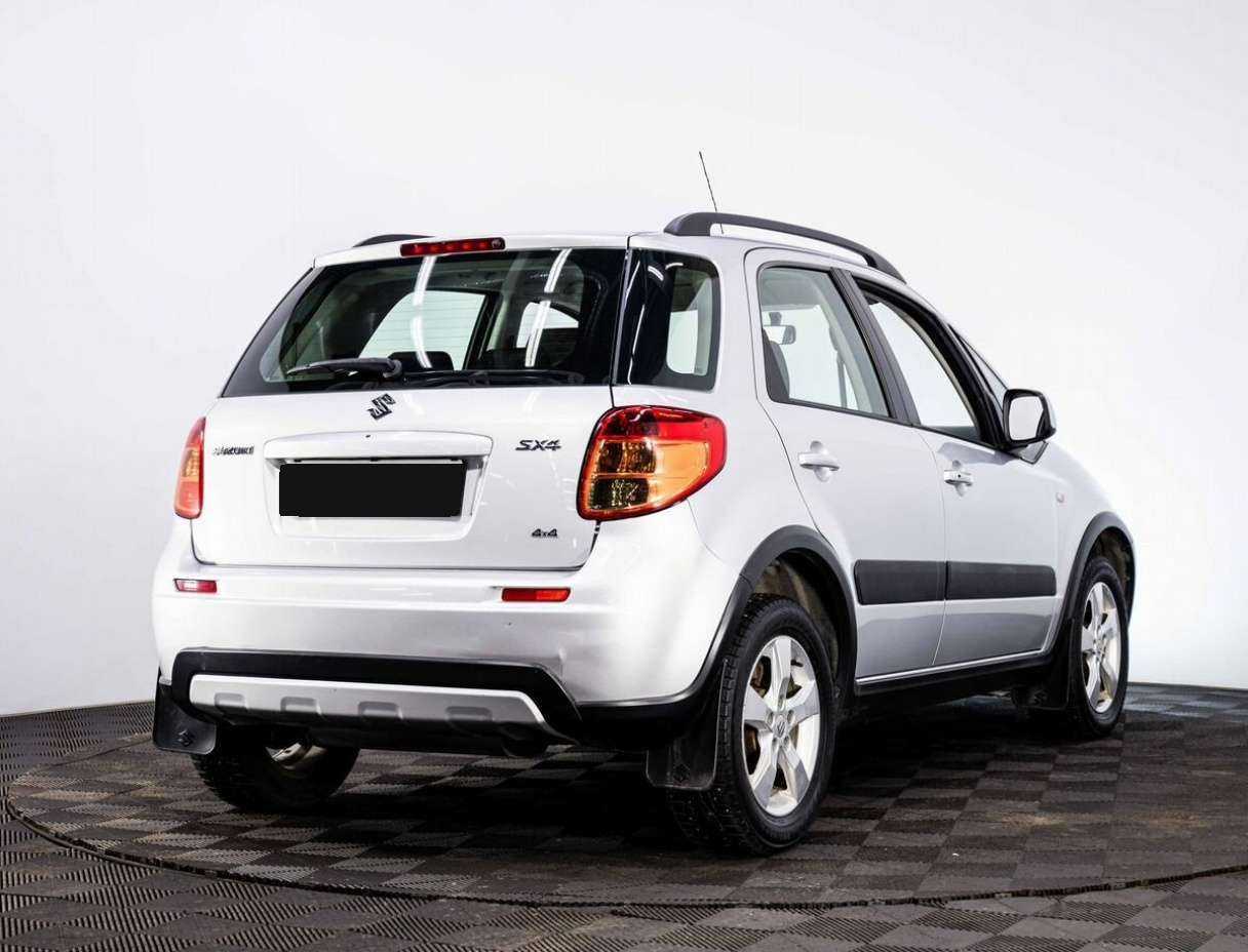 Suzuki SX4 с пробегом — 2013 год. Фото: #5
