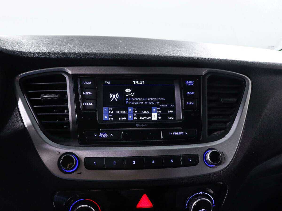 Hyundai Solaris с пробегом — 2017 год. Фото: #13