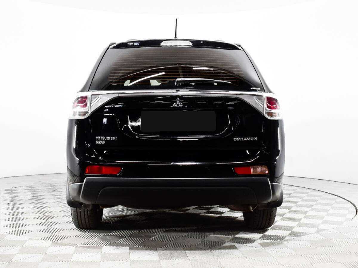 Mitsubishi Outlander с пробегом — 2013 год. Фото: #5