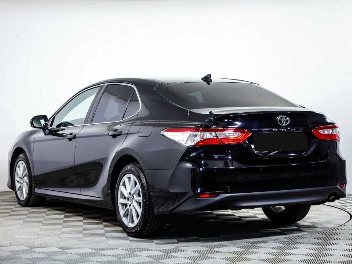 Toyota Camry с пробегом — 2022 год. Фото: #5