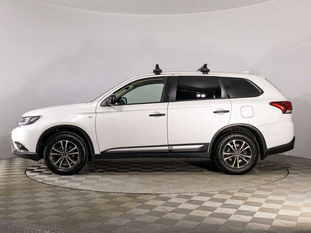 Mitsubishi Outlander с пробегом — 2020 год. Фото: #7