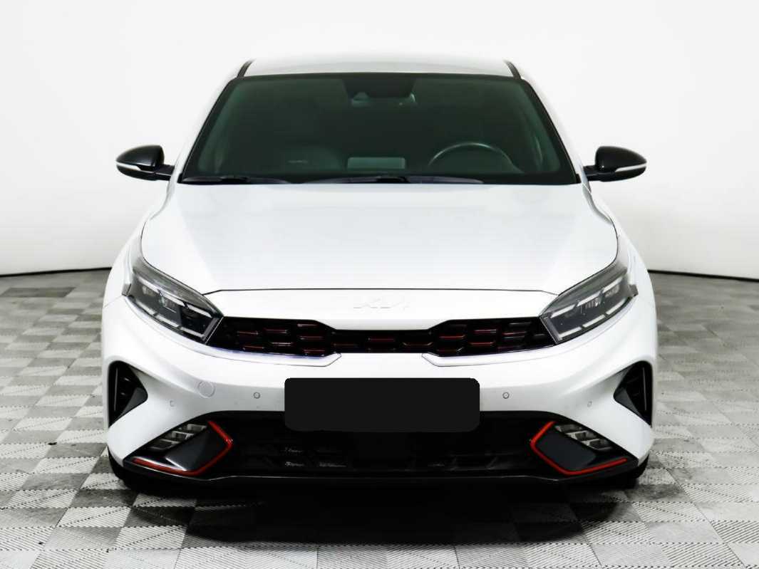 Kia Cerato с пробегом — 2022 год. Фото: #1