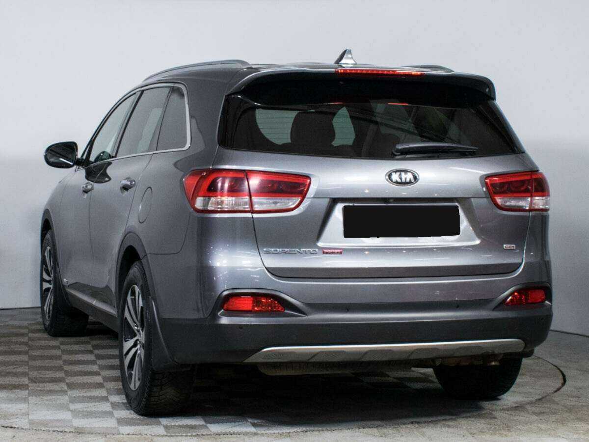 Kia Sorento с пробегом — 2017 год. Фото: #6