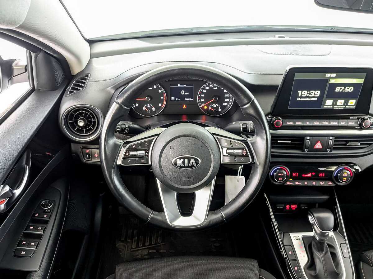 Kia Cerato с пробегом — 2020 год. Фото: #20