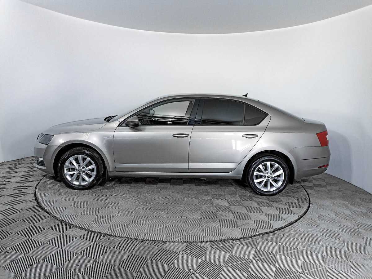Skoda Octavia с пробегом — 2019 год. Фото: #7
