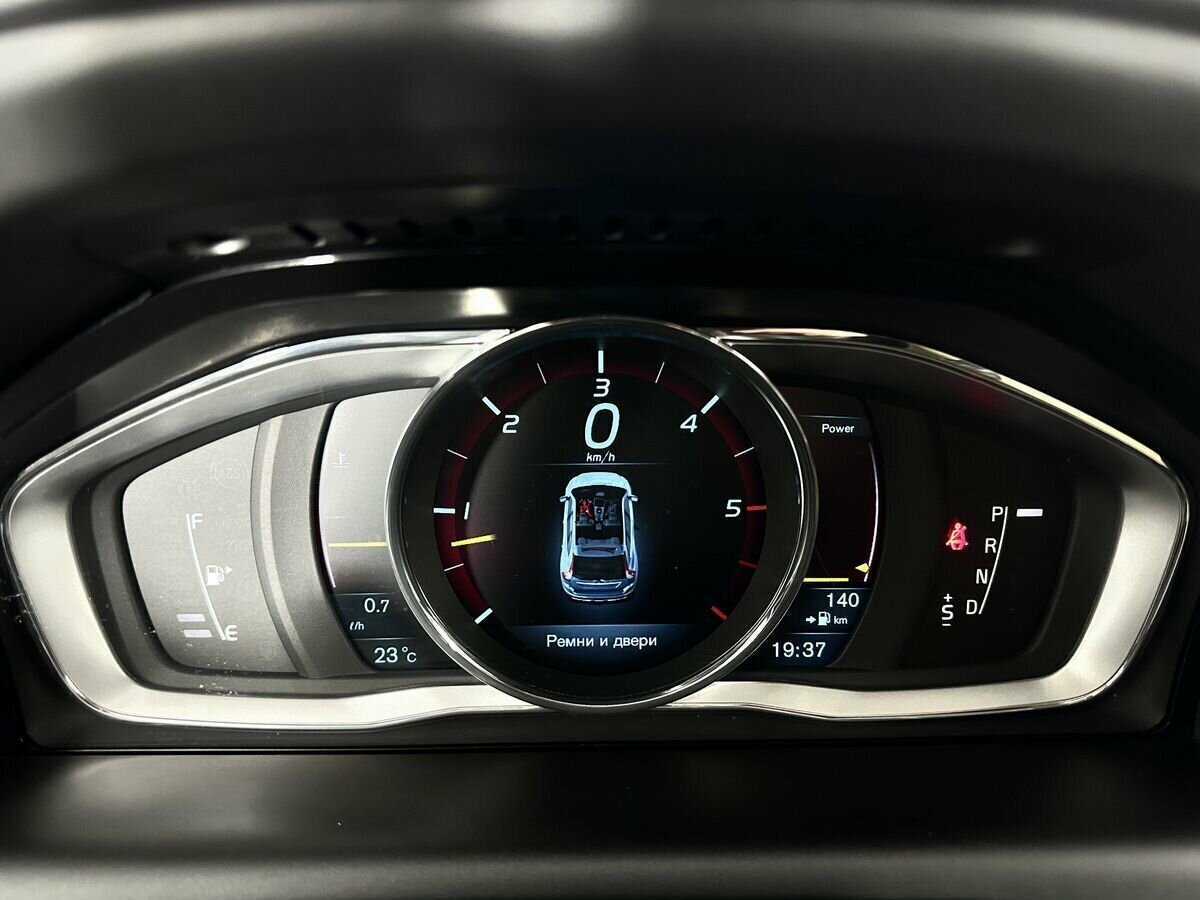 Volvo XC60 с пробегом — 2014 год. Фото: #10