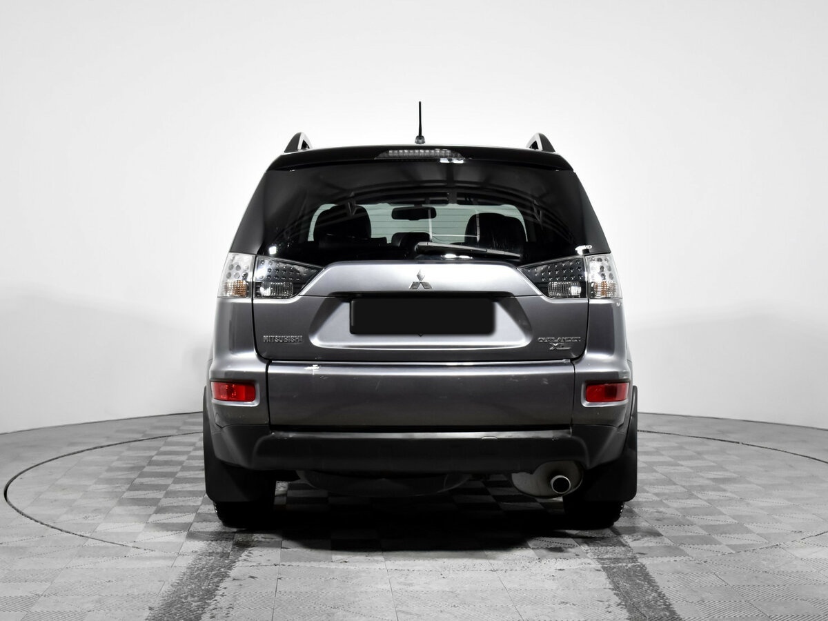 Mitsubishi Outlander с пробегом — 2012 год. Фото: #4