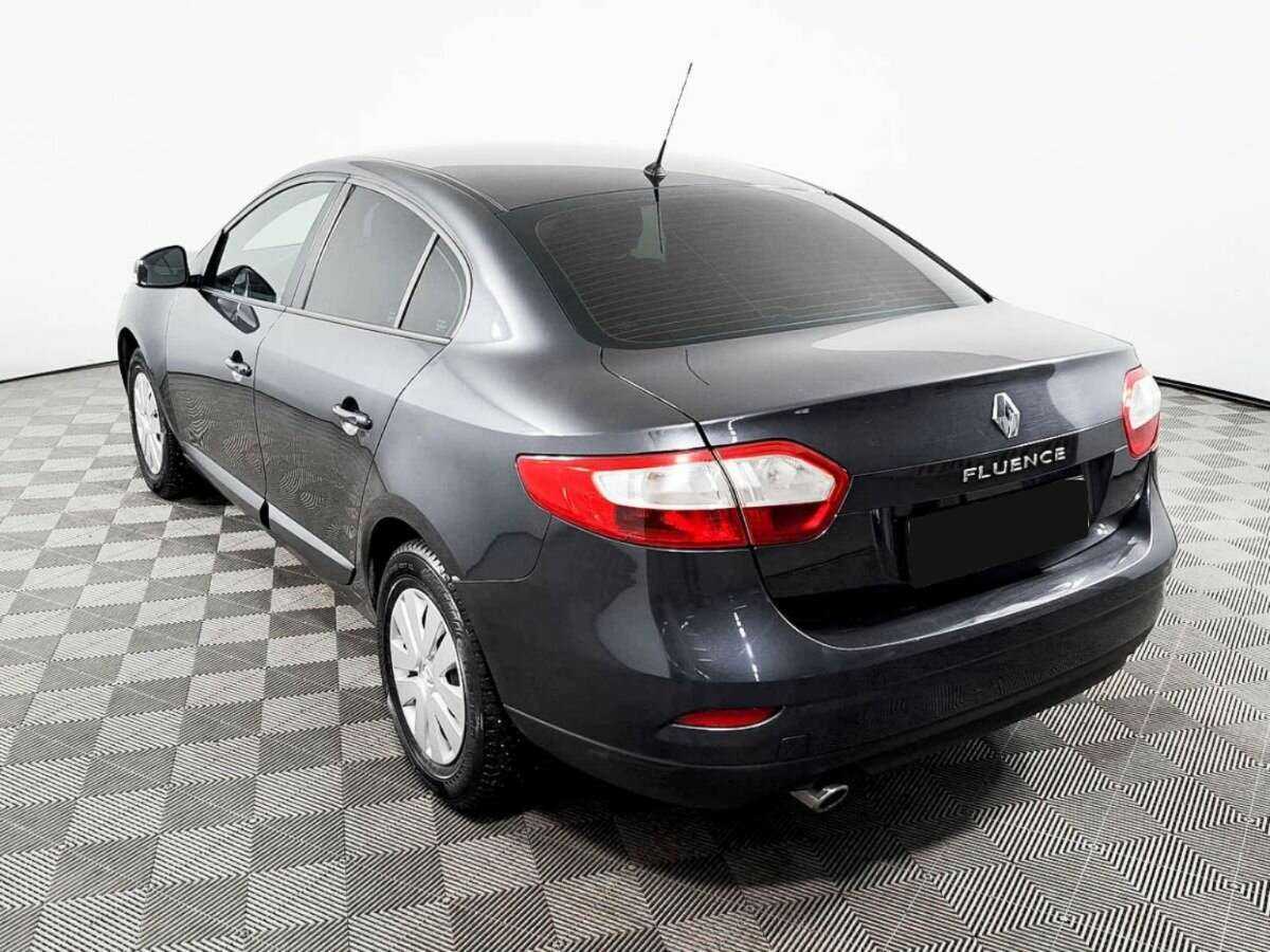 Renault Fluence с пробегом — 2012 год. Фото: #6