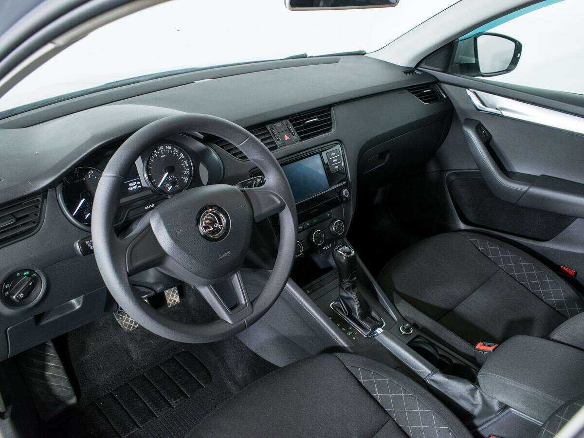 Skoda Octavia с пробегом — 2018 год. Фото: #12