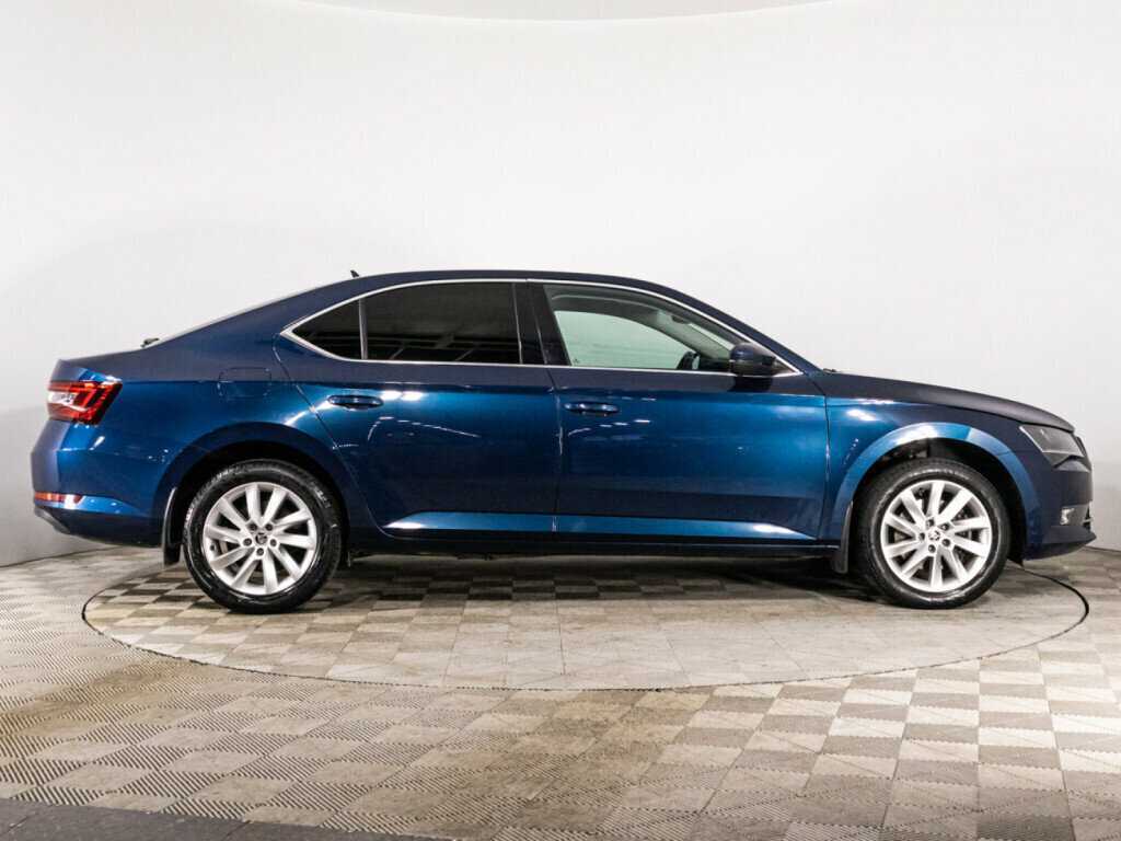 Skoda Superb с пробегом — 2018 год. Фото: #3
