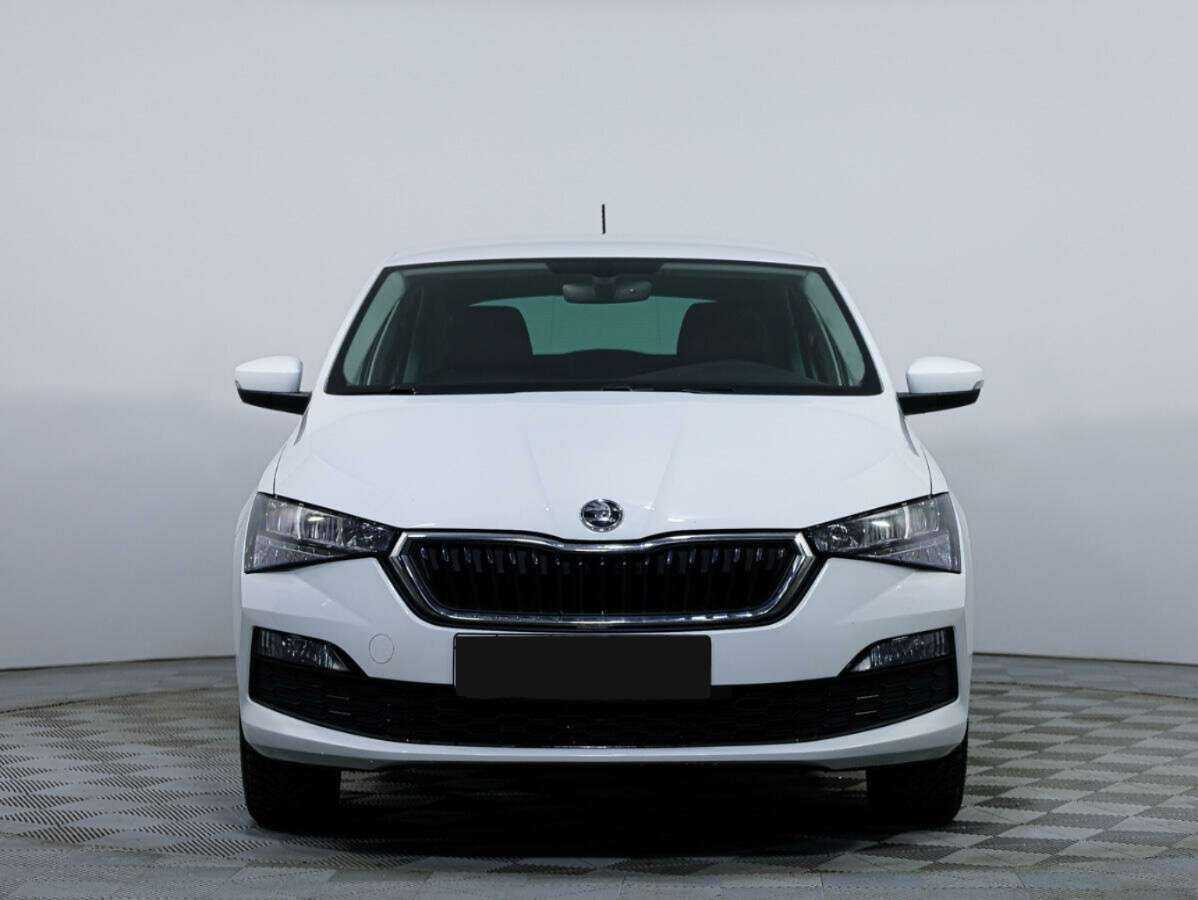 Skoda Rapid с пробегом — 2021 год. Фото: #1