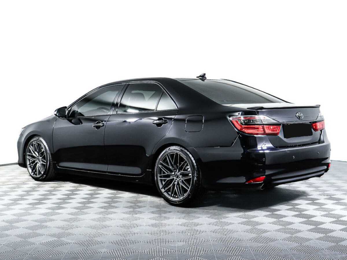 Toyota Camry с пробегом — 2015 год. Фото: #5