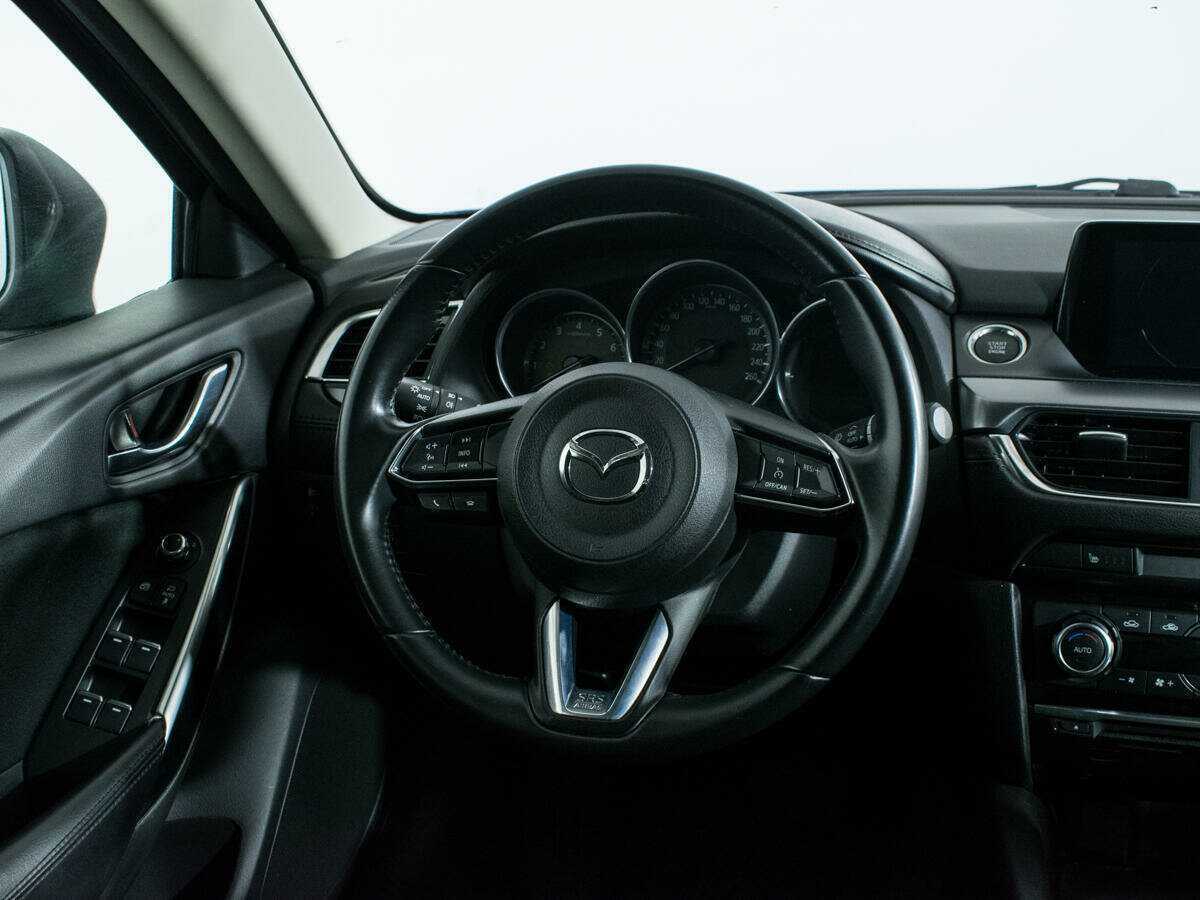 Mazda 6 с пробегом — 2017 год. Фото: #13