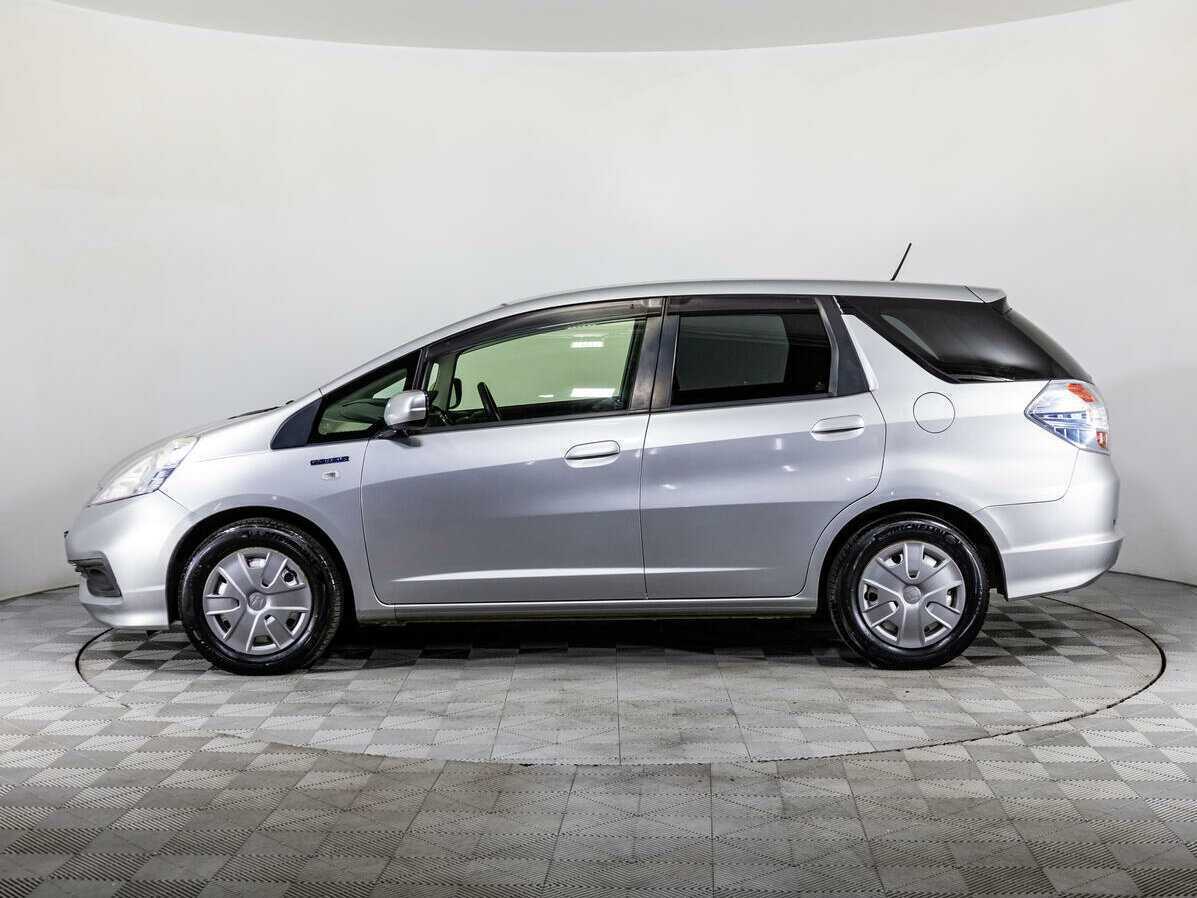 Honda Fit Shuttle с пробегом — 2013 год. Фото: #7