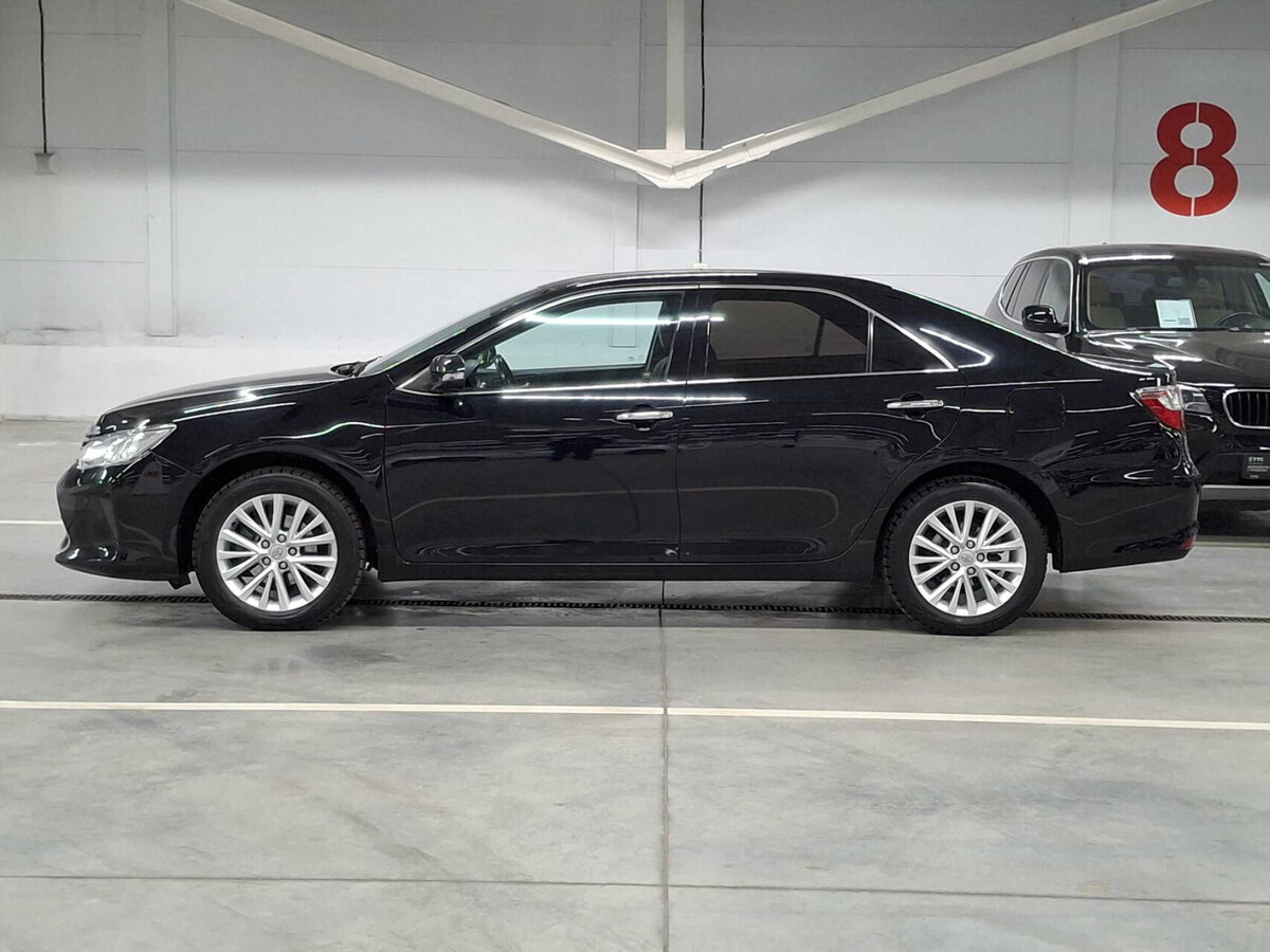 Toyota Camry с пробегом — 2015 год. Фото: #7