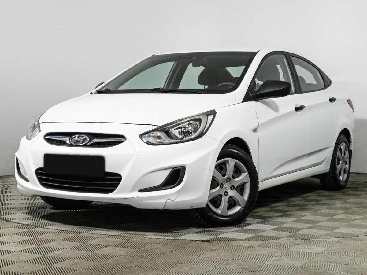 Hyundai Solaris с пробегом — 2014 год. Фото: #0