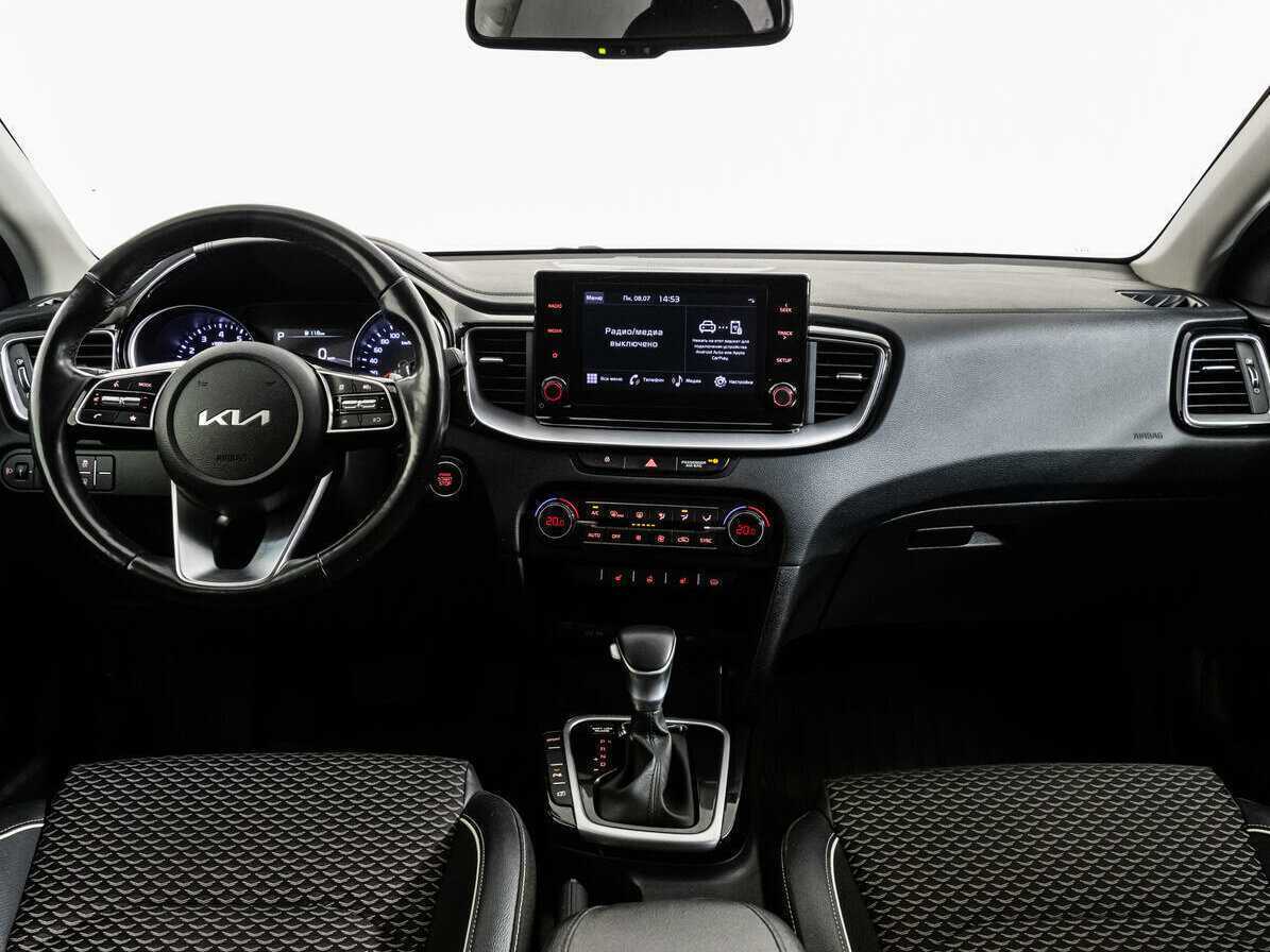 Kia Ceed с пробегом — 2021 год. Фото: #7