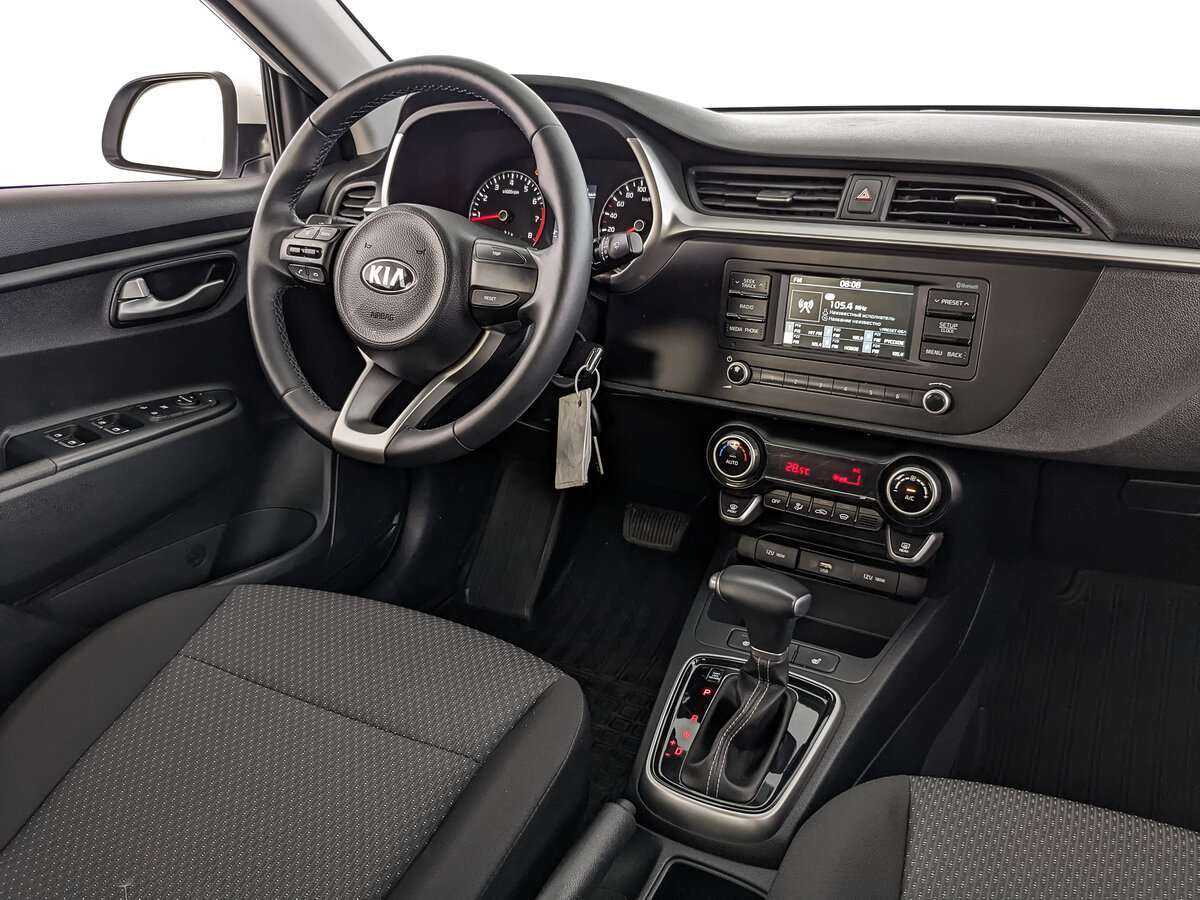 Kia Rio с пробегом — 2021 год. Фото: #21