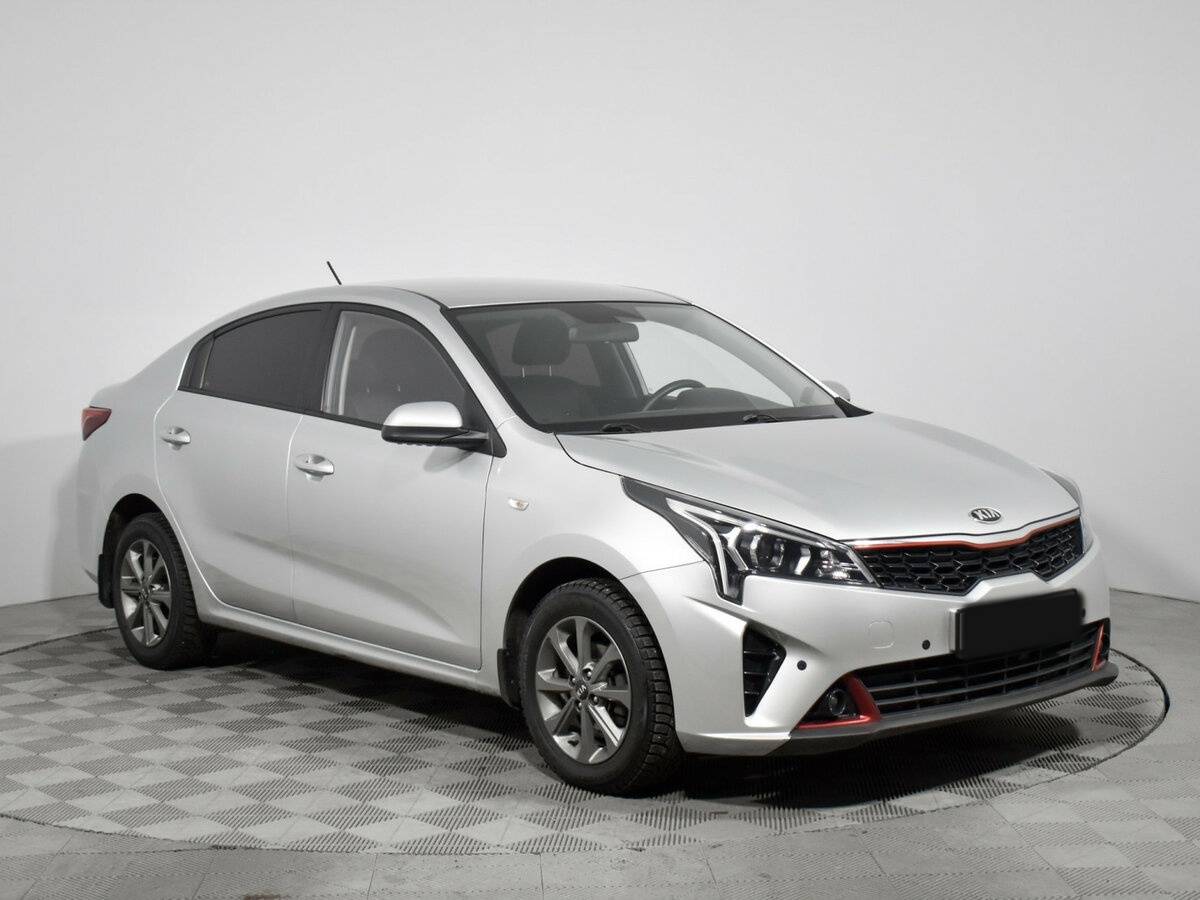 Kia Rio с пробегом — 2020 год. Фото: #2