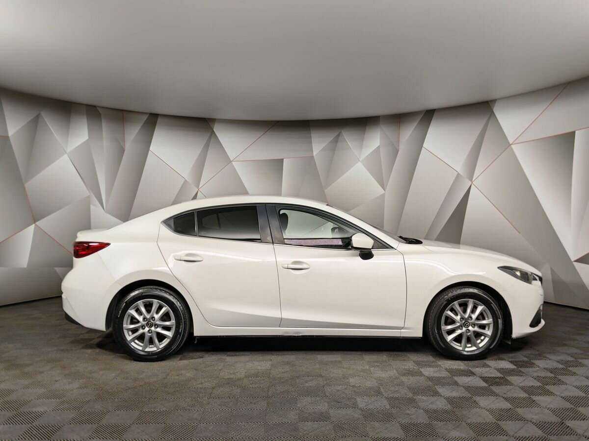 Mazda 3 с пробегом — 2014 год. Фото: #5