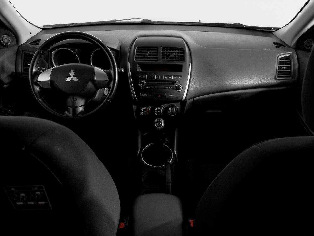 Mitsubishi ASX с пробегом — 2012 год. Фото: #10