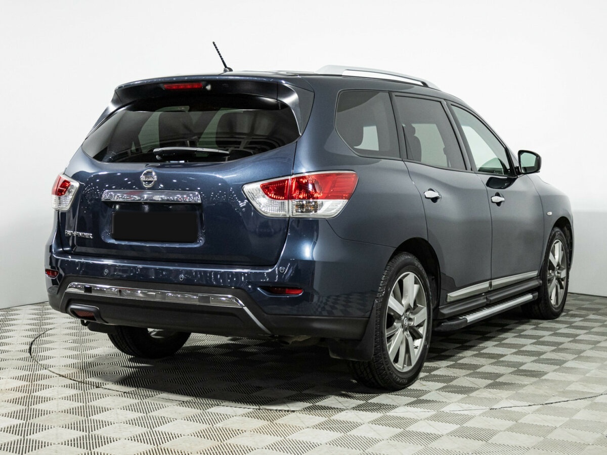 Nissan Pathfinder с пробегом — 2015 год. Фото: #3