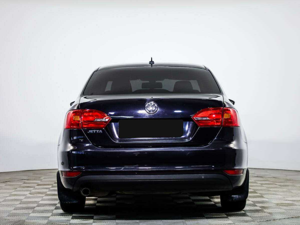 Volkswagen Jetta с пробегом — 2014 год. Фото: #4
