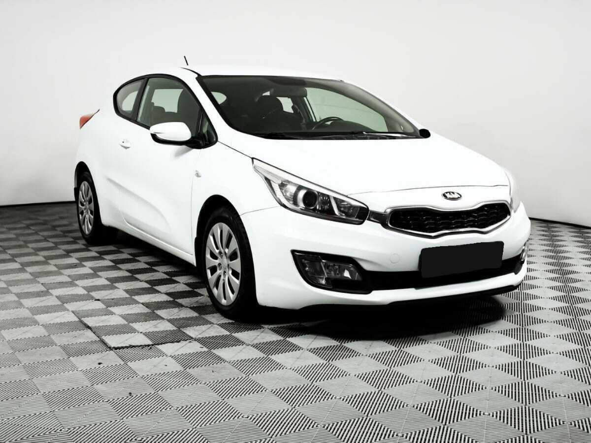 Kia Ceed с пробегом — 2013 год. Фото: #2
