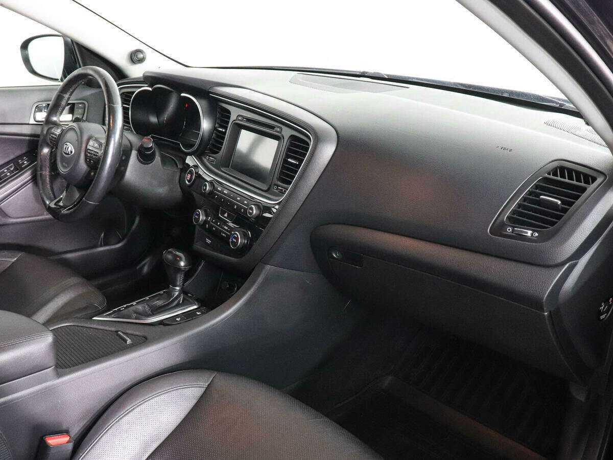 Kia Optima с пробегом — 2014 год. Фото: #9