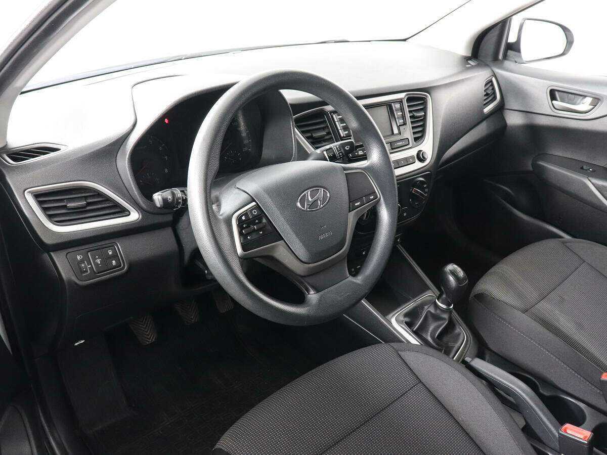 Hyundai Solaris с пробегом — 2018 год. Фото: #7