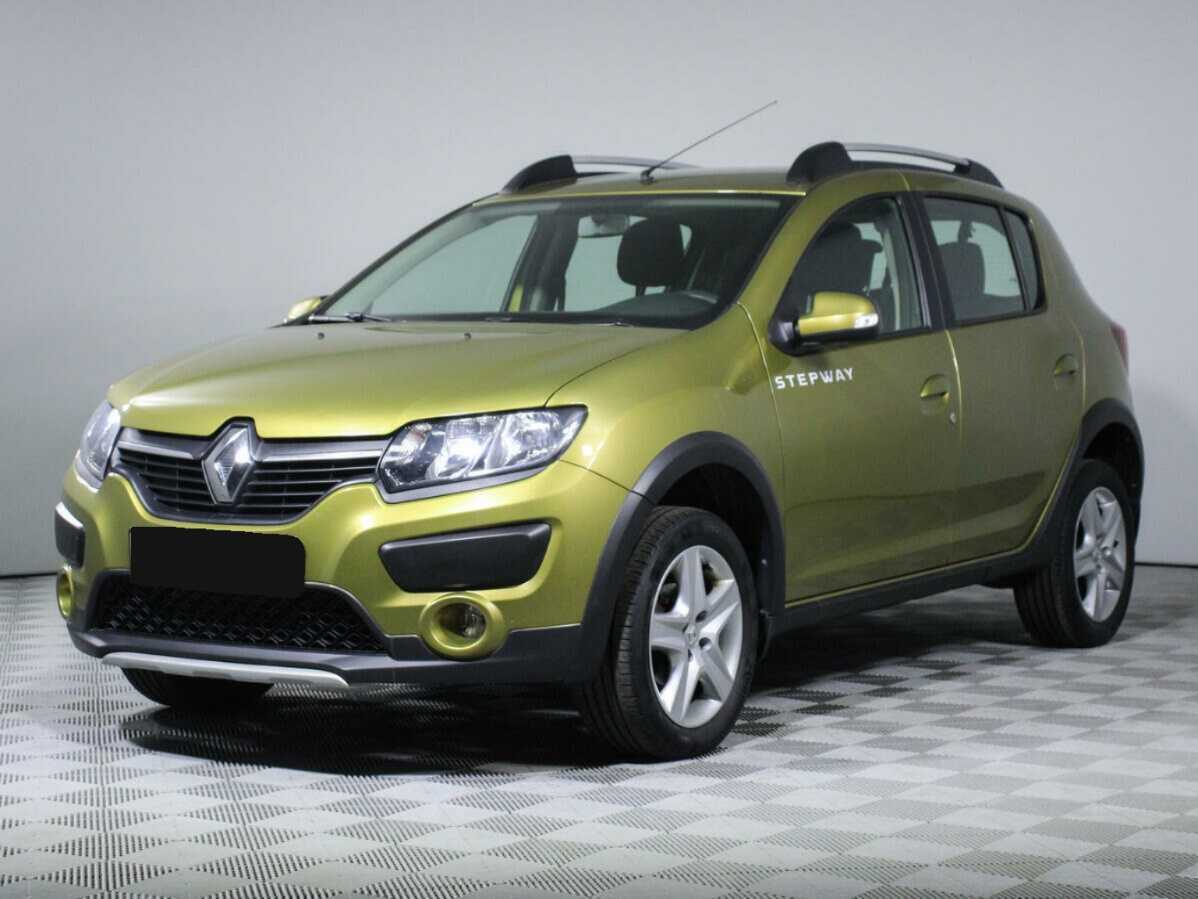 Renault Sandero с пробегом — 2017 год. Посмотреть фото