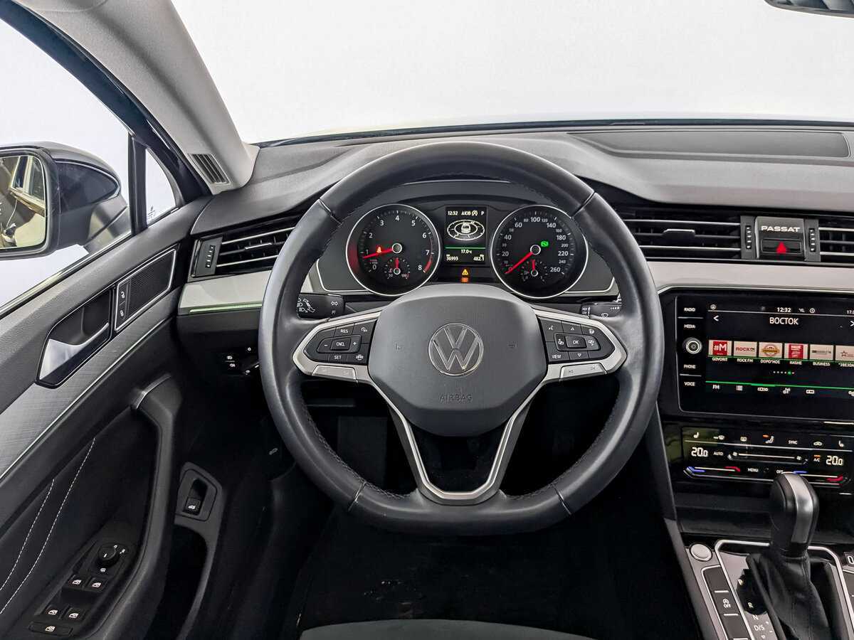 Volkswagen Passat с пробегом — 2021 год. Фото: #21