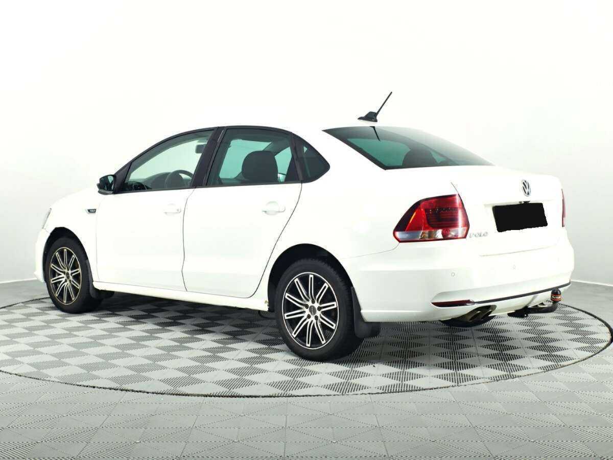 Volkswagen Polo с пробегом — 2018 год. Фото: #5