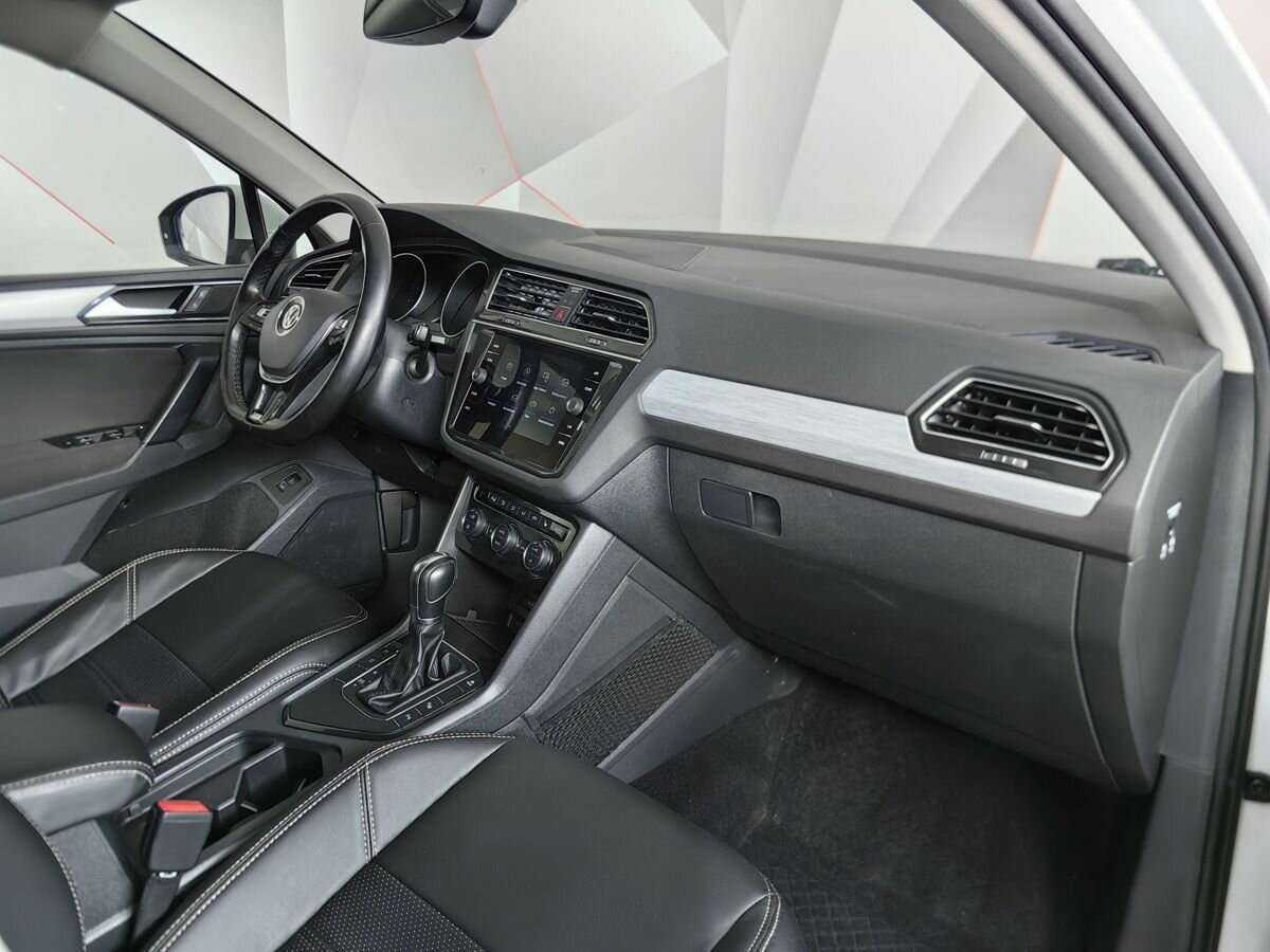 Volkswagen Tiguan с пробегом — 2018 год. Фото: #8